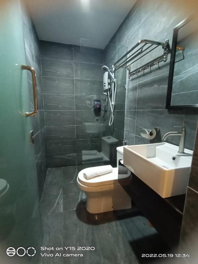 Yee Hotel Permas Jaya Johor Bahru Exterior photo
